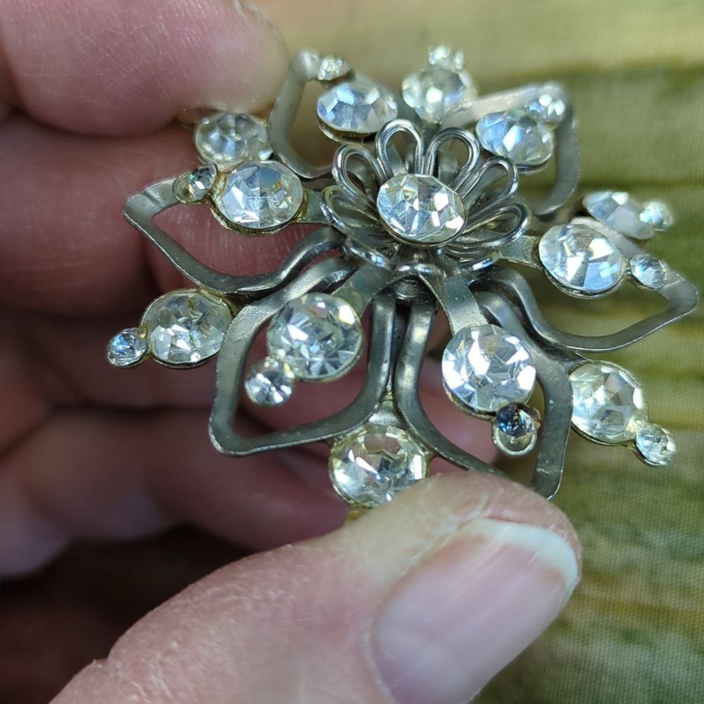Vintage Brooch - Picture 3 of 5